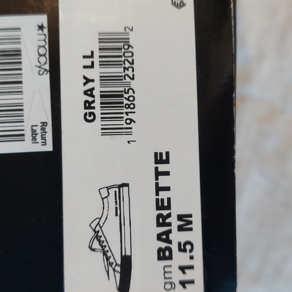 New in box Guess Barette size 11.5 gun metal sneakers 👟 - Picture 3 of 5